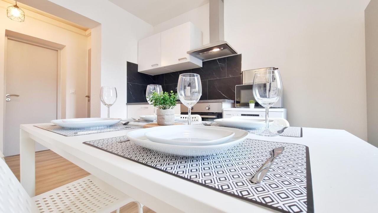 Chez Jm - Calme - Chic - Fibre - Relax Bnb Mulhouse Exteriör bild