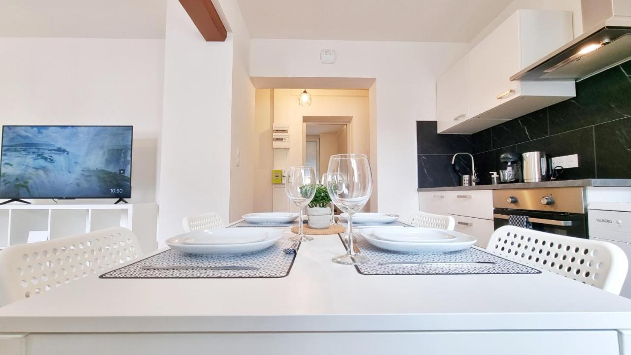 Chez Jm - Calme - Chic - Fibre - Relax Bnb Mulhouse Exteriör bild
